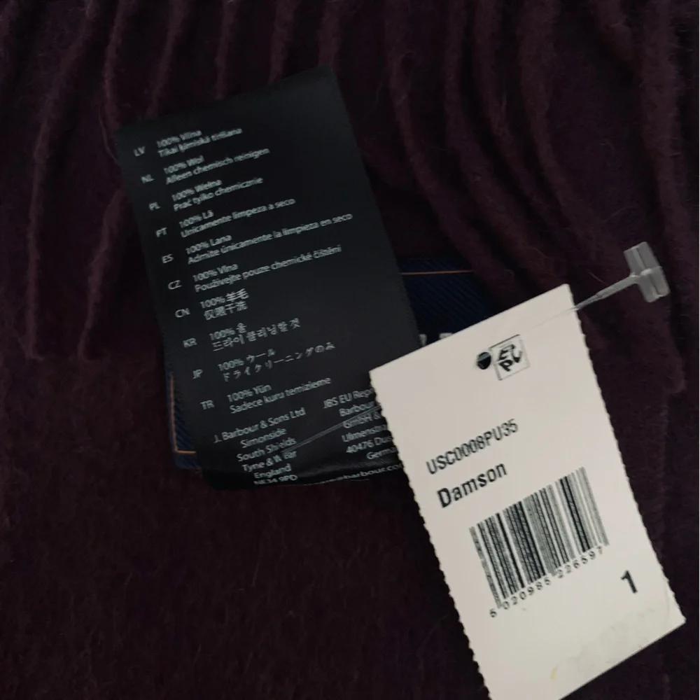 NWT Barbour Plain Lambswool Scarf in Damson Purple, unisex